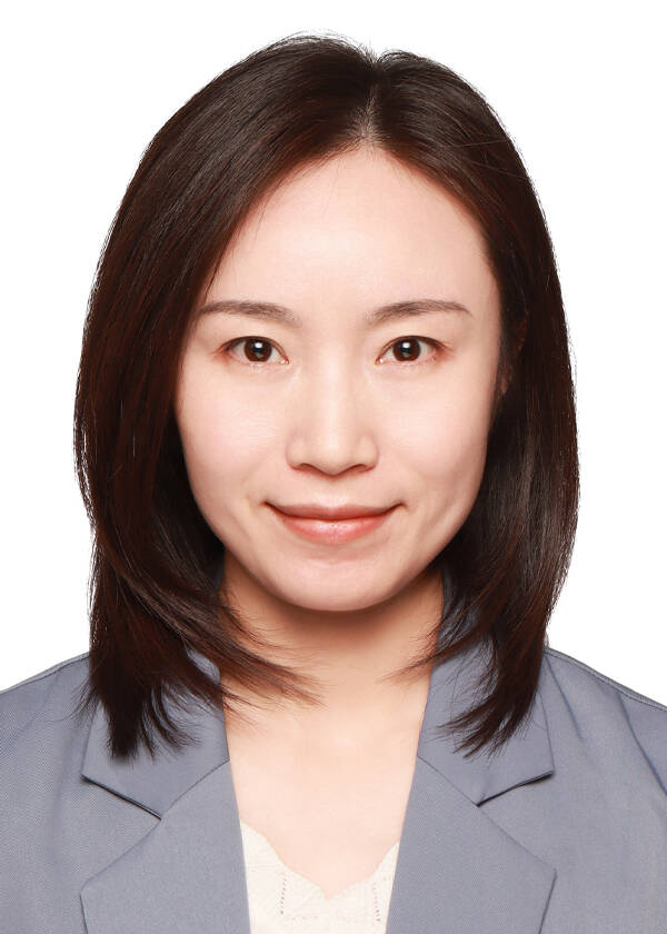 <p>职称：特聘教授</p><p>博导/硕导：硕导</p><p>所属部门：生态环境学院</p><p>学科专业：环境科学与工程</p><p>邮箱：xj_huang@fudan.edu.cn&nbsp;</p><p><br/></p>