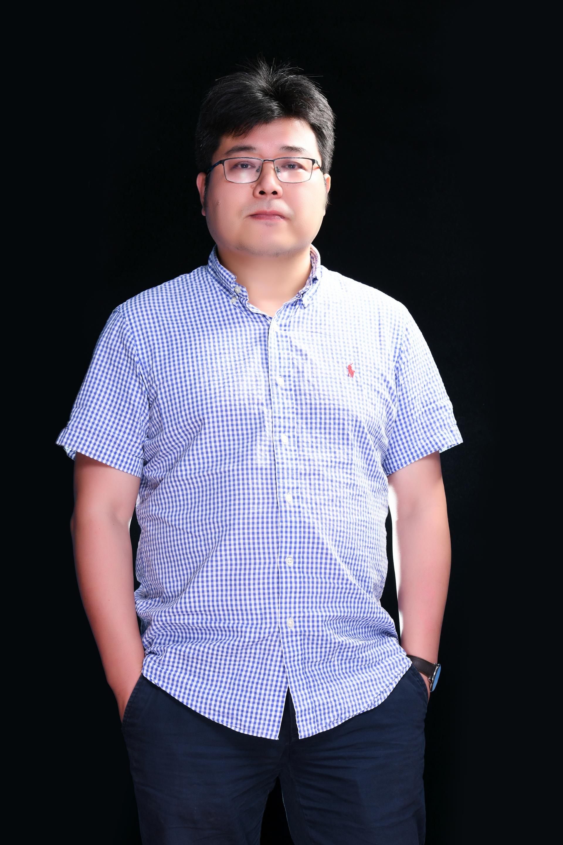 <p>职称：副教授</p><p>博导/硕导：硕导</p><p>所属部门：环境生态工程系</p><p>学科专业：资源环境微生物</p><p>联系方式：<span>xiehongguan08@cdut.cn</span></p><p><br/></p>